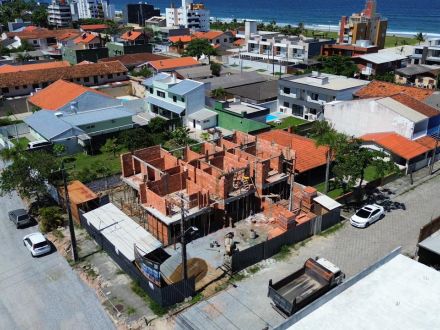 REF 216- Residencial Revers Sobrado Alto Padrão