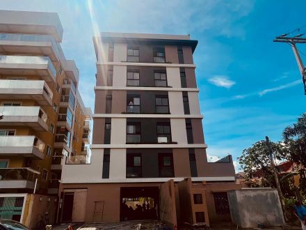 REF - 043 Apartamento em Caiobá Edifício Momento Recidence 